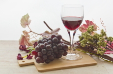 ブドウとワインの画像